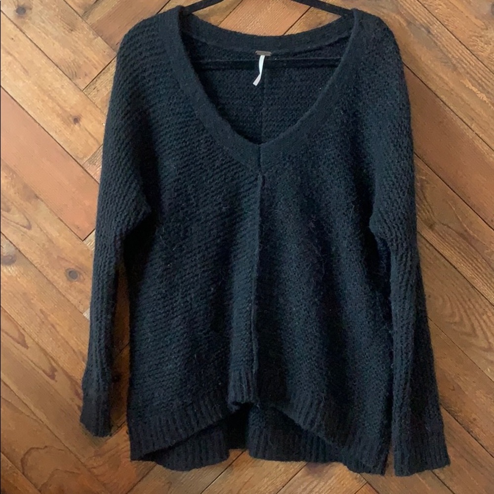Free People Black V-Neck Knit Sweater